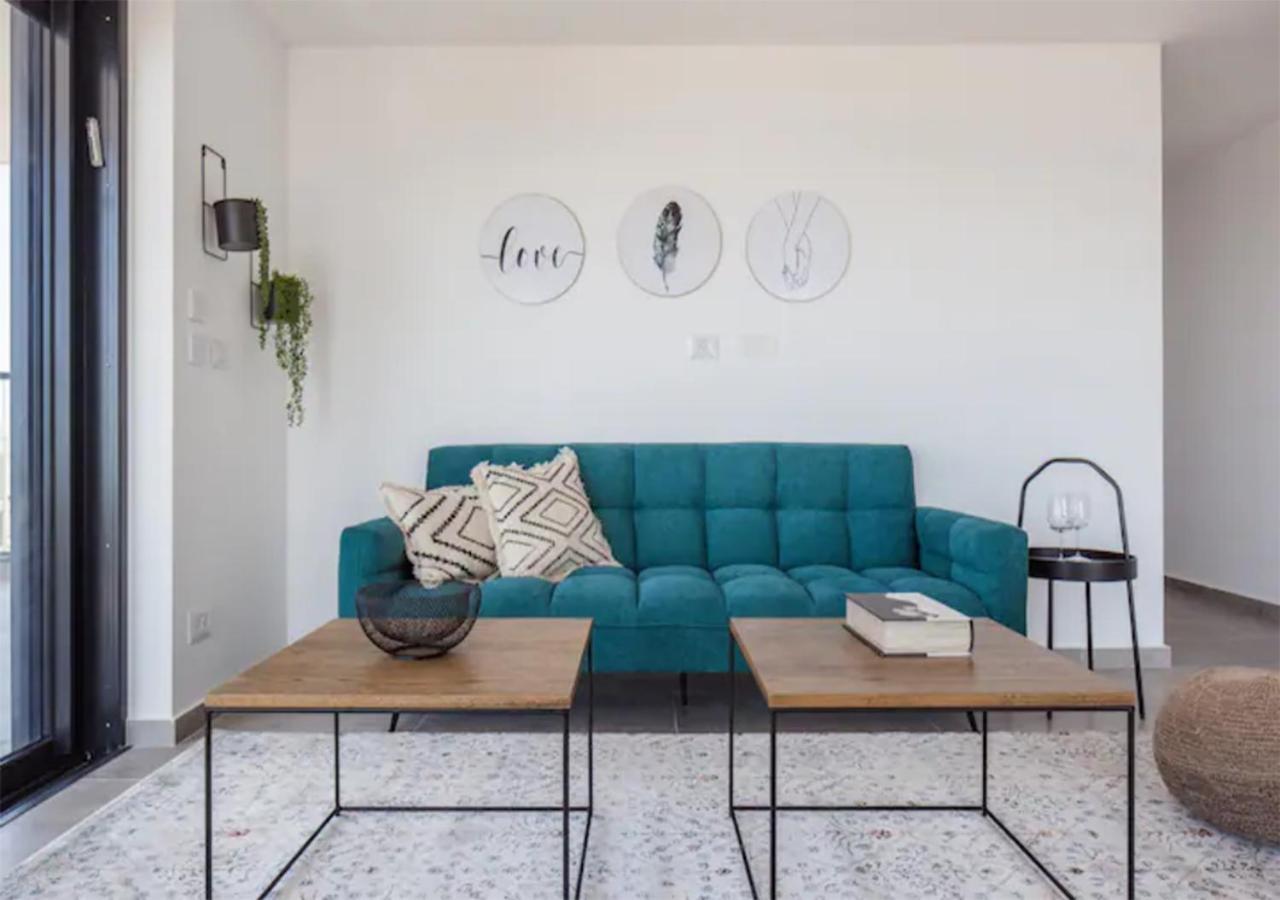 O&O Group- Magical 4Br Apt With Panoramic Sea View Бат Ям Екстериор снимка