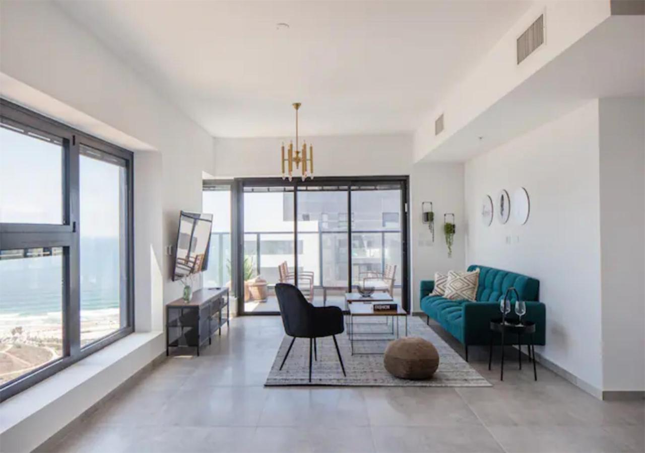 O&O Group- Magical 4Br Apt With Panoramic Sea View Бат Ям Екстериор снимка